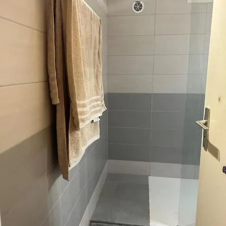T1 Bis 150 M De La Agosta Avec Piscine Apartment